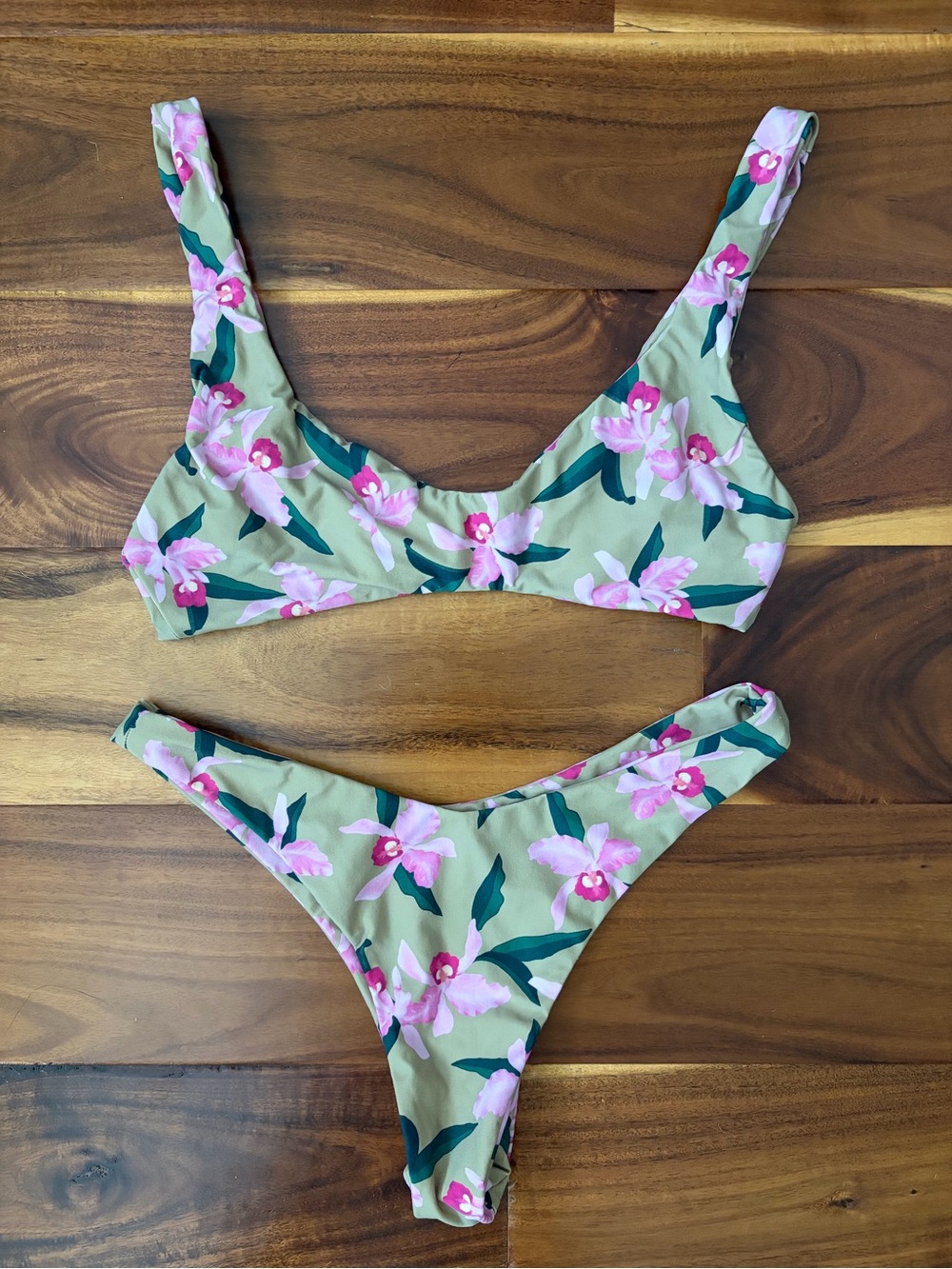 Lokahi Swimwear bikini set size Small top and XS bottom